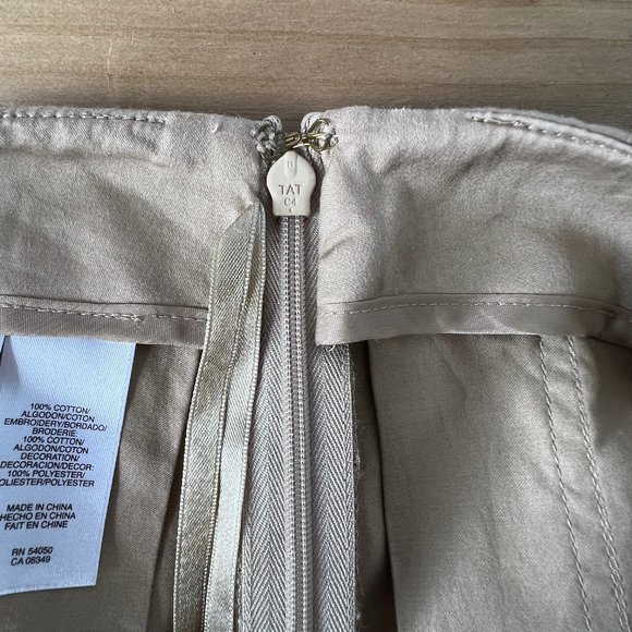 Jones New York Signature Skirt, Beige and Cream, Size 12, Excellent Condition! - Picture 5 of 13